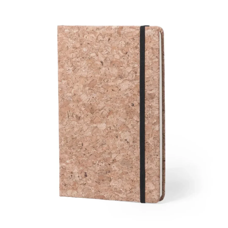 Práctica libreta de corcho natural, material renovable y biodegradable, tamaño a5 de tapas duras y goma de cierre personalizada en la portada