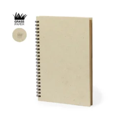 Libreta tamaño A5 de tapas duras fabricada de hierba reciclada con espiral y 80 hojas rayadas acabado kraft