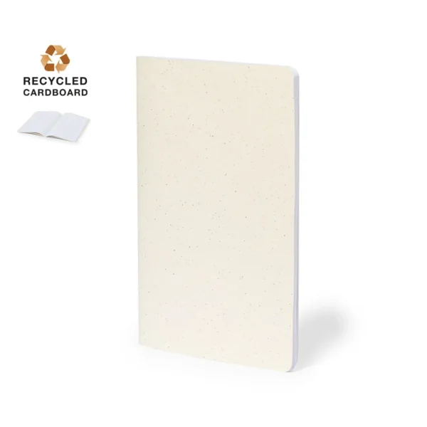 Libreta de cartón reciclado y tapas blandas en color crudo, hojas lisas cosidas. Libreta ecológica práctica y ligera. Papelería ecológica para colegios, empresas y congresos