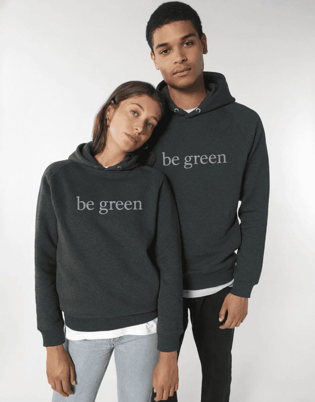 Bordar logo en sudadera manga ranglan bolsillo lateral