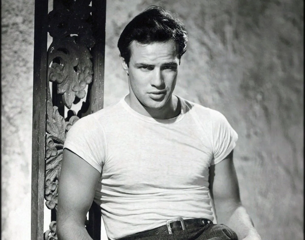 Camiseta como símbolo cultural desde mediados del siglo XX